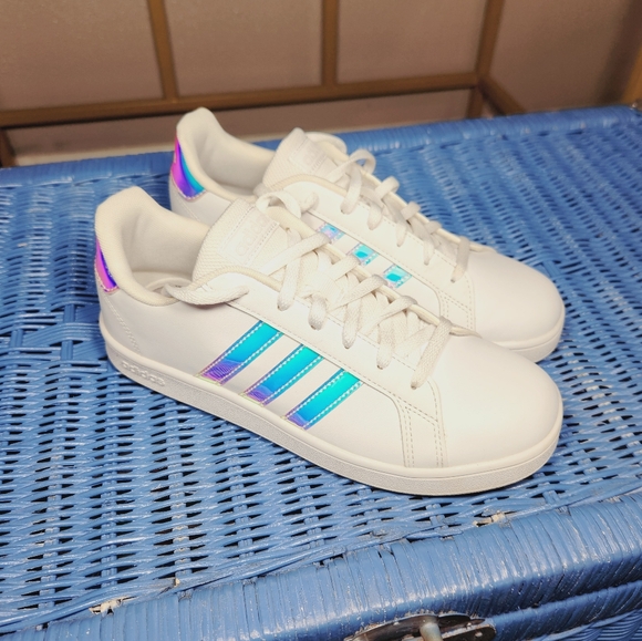 ADIDAS GRAND COURT 2.0 SUSTAINABLE SNEAKERS Size 6.5 women, 5 youth - Picture 8 of 8